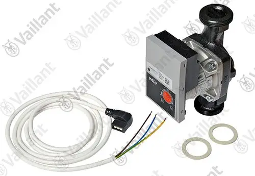 Vaillant Pumpe mit einem elektrischen Steuergerät, Anschlusskabel und Dichtungen. Der Pumpenkörper ist schwarz und das Steuergerät hat eine graue Frontplatte.